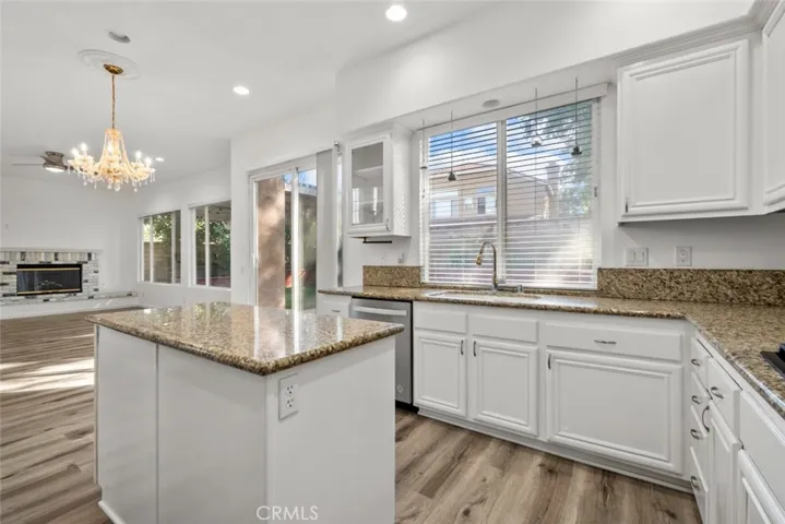 23536 Summerglen Place, Valencia, California 91354