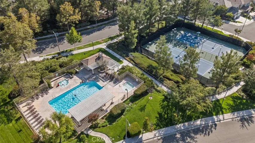 23536 Summerglen Place, Valencia, California 91354