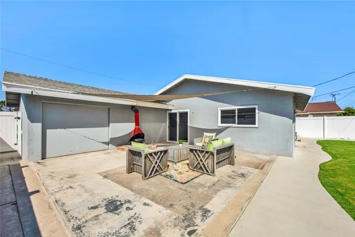 9662 Velardo Drive, Huntington Beach, California 92646