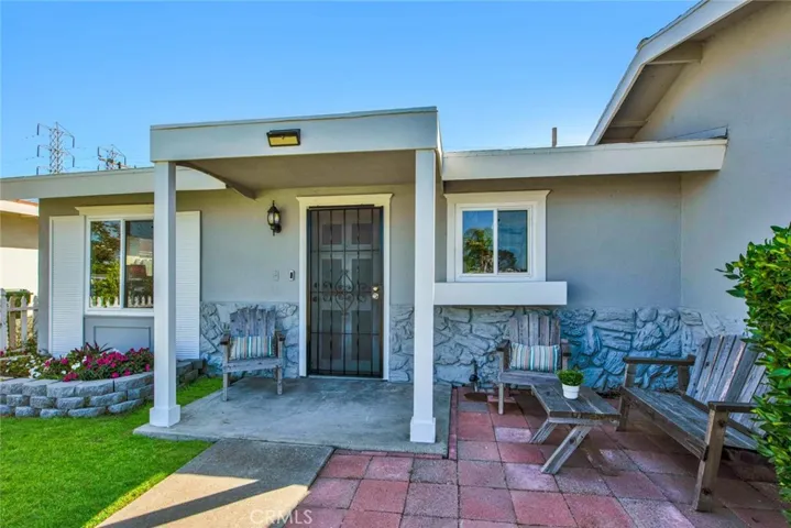 9662 Velardo Drive, Huntington Beach, California 92646