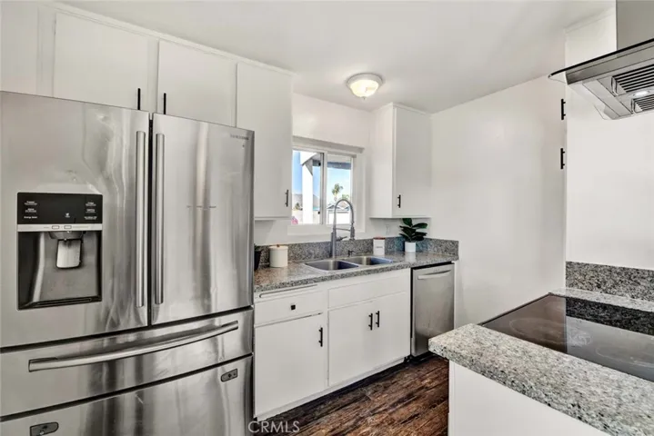 9662 Velardo Drive, Huntington Beach, California 92646