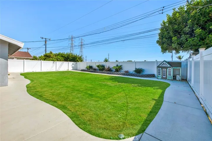 9662 Velardo Drive, Huntington Beach, California 92646
