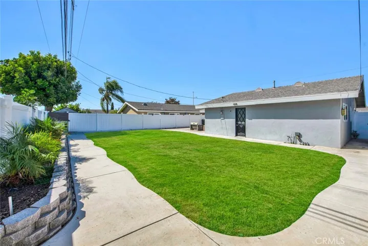 9662 Velardo Drive, Huntington Beach, California 92646