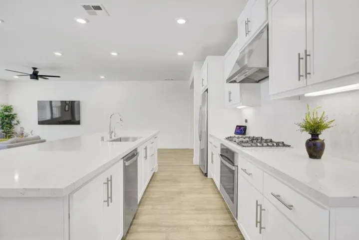 3067 Copley Drive, Tracy, California 95377