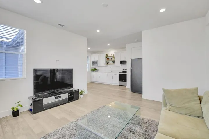 3067 Copley Drive, Tracy, California 95377