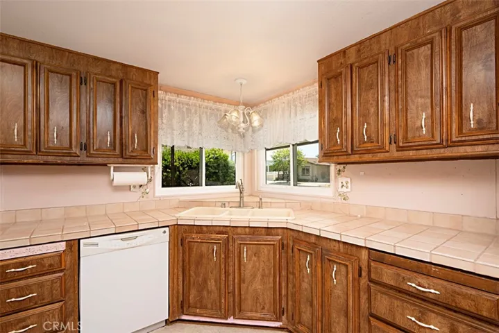 28811 Via Roja, Murrieta, California 92563