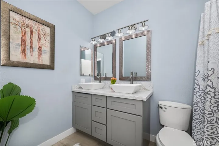 Upstairs bathroom