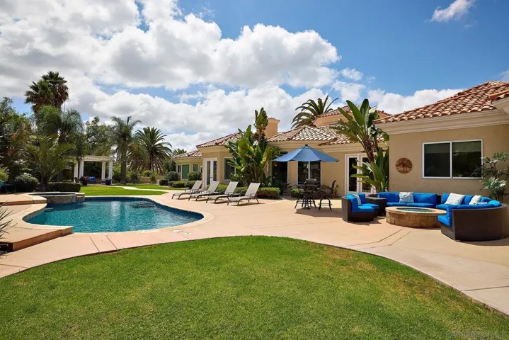 13331 Old Winemaster Ct, Poway, California 92064