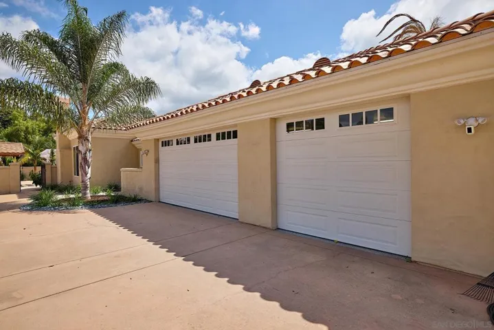 13331 Old Winemaster Ct, Poway, California 92064
