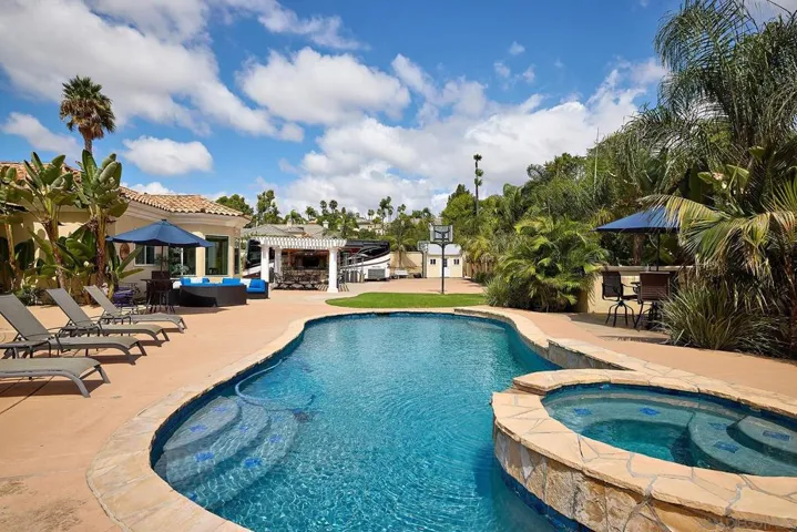 13331 Old Winemaster Ct, Poway, California 92064