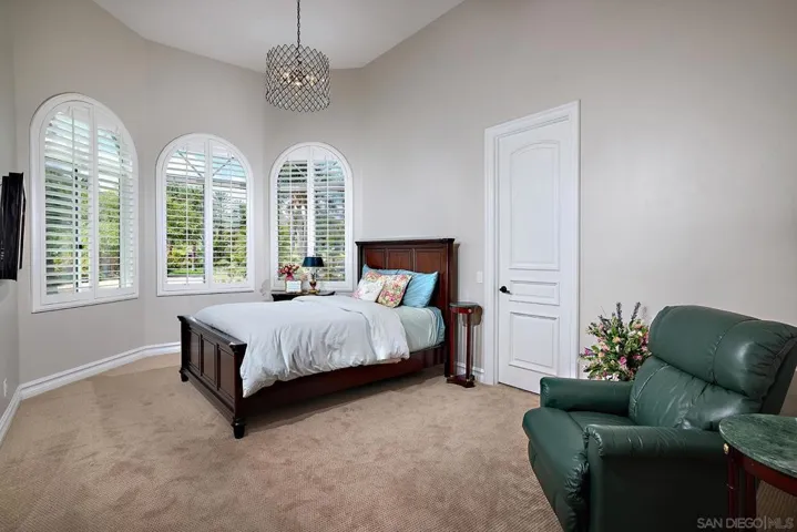 13331 Old Winemaster Ct, Poway, California 92064