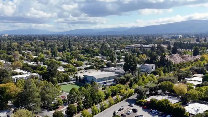 670 San Antonio Road 6, Palo Alto, California 94306