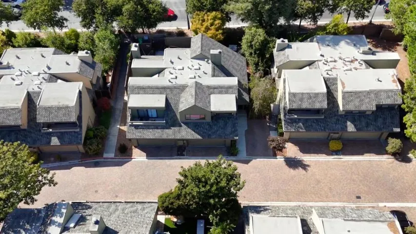 670 San Antonio Road 6, Palo Alto, California 94306