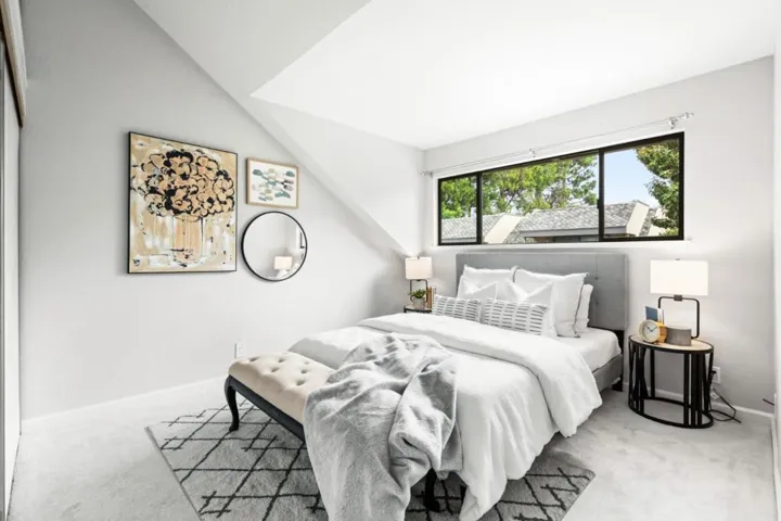 670 San Antonio Road 6, Palo Alto, California 94306