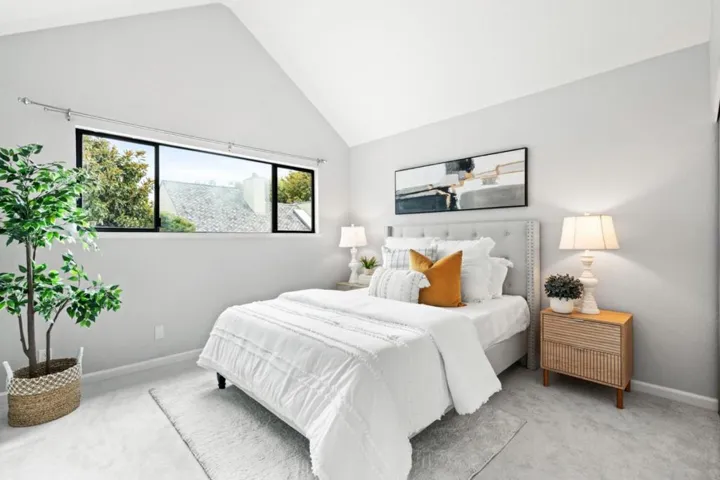 670 San Antonio Road 6, Palo Alto, California 94306