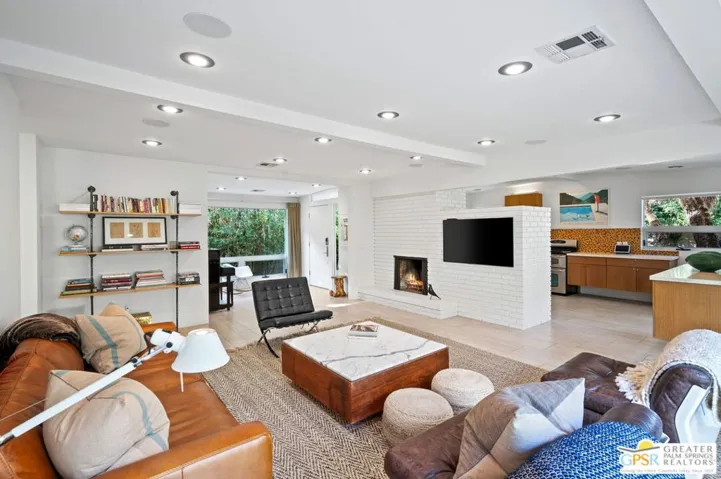550 N Calle Marcus, Palm Springs, California 92262