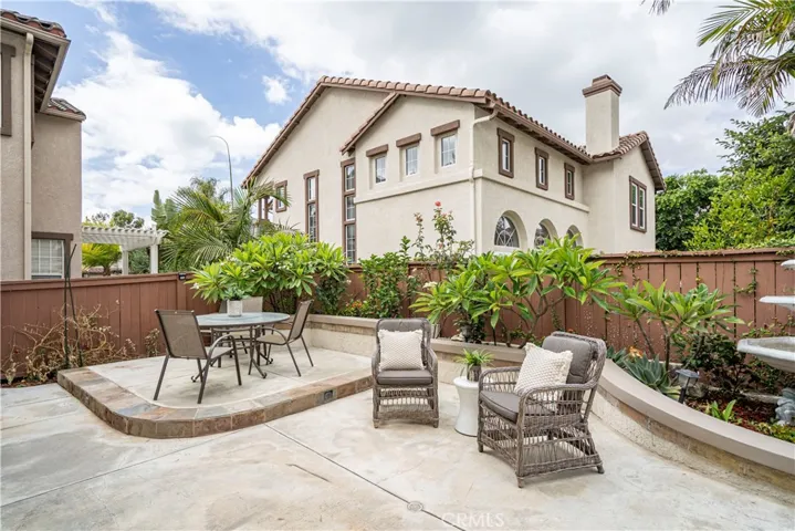 11685 Leihy Avenue, Tustin, California 92782