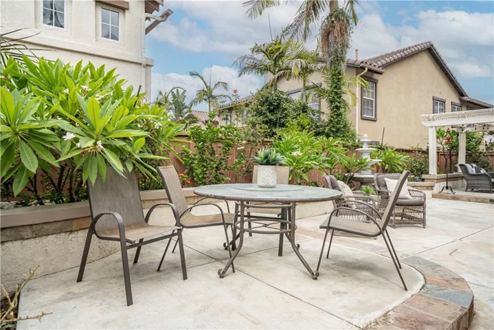 11685 Leihy Avenue, Tustin, California 92782