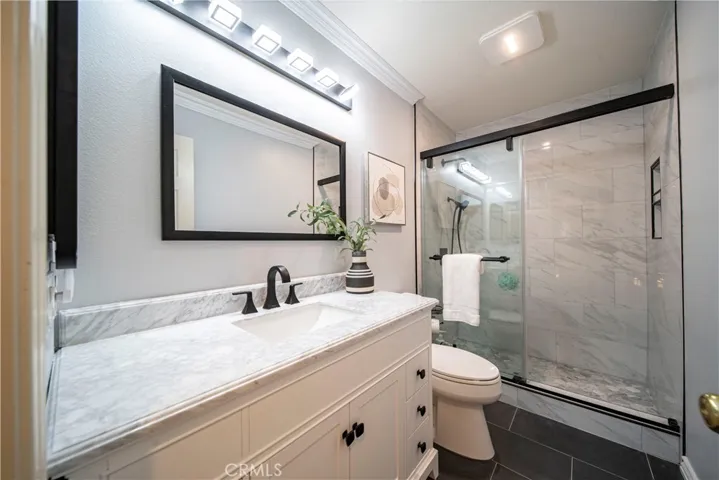 11685 Leihy Avenue, Tustin, California 92782