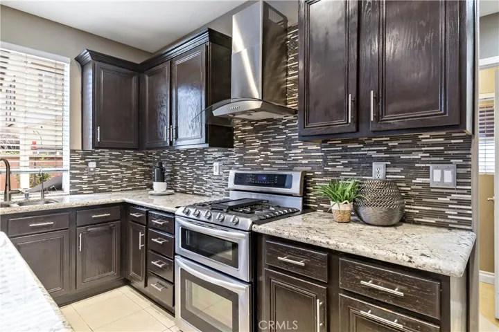 11685 Leihy Avenue, Tustin, California 92782