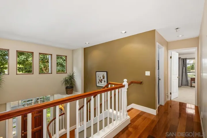 438 S Nardo Ave., Solana Beach, California 92075