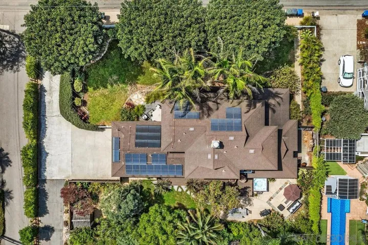 438 S Nardo Ave., Solana Beach, California 92075