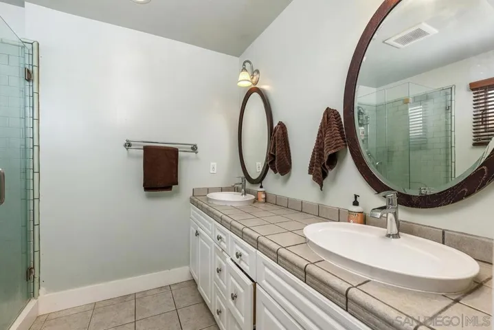 438 S Nardo Ave., Solana Beach, California 92075