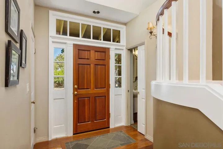 438 S Nardo Ave., Solana Beach, California 92075