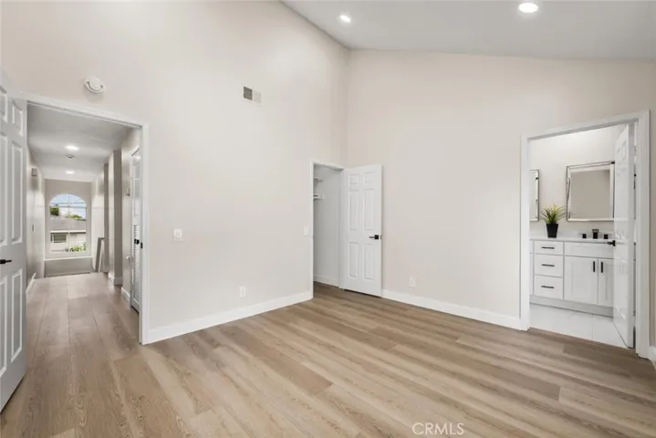 Primary bathroom with direct access to private bathroom.
