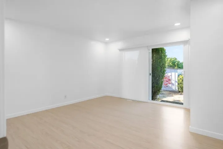2748 Waltham Cross Street, Belmont, California 94002