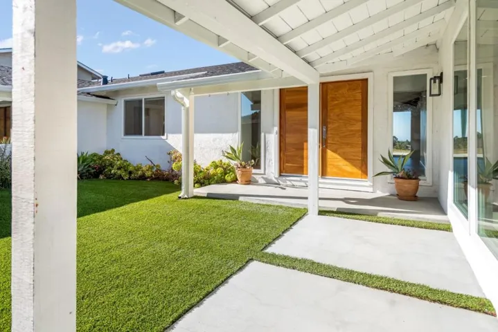 2748 Waltham Cross Street, Belmont, California 94002