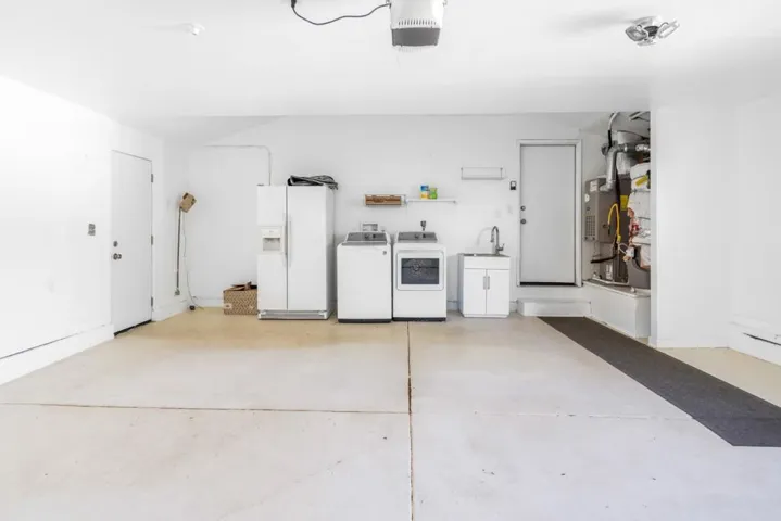 2748 Waltham Cross Street, Belmont, California 94002
