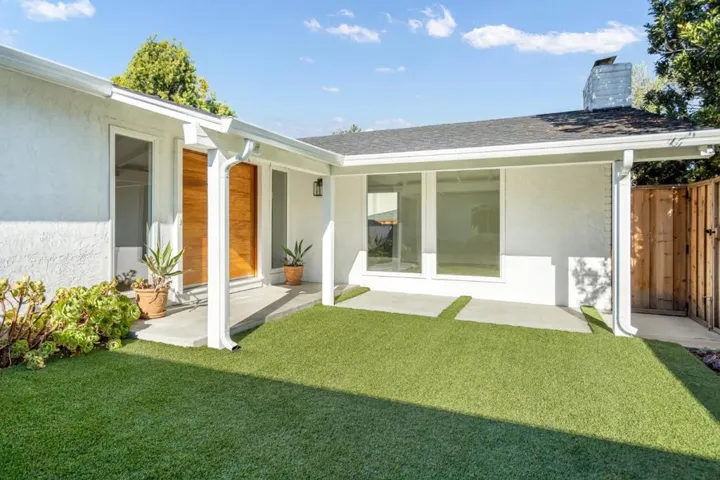 2748 Waltham Cross Street, Belmont, California 94002