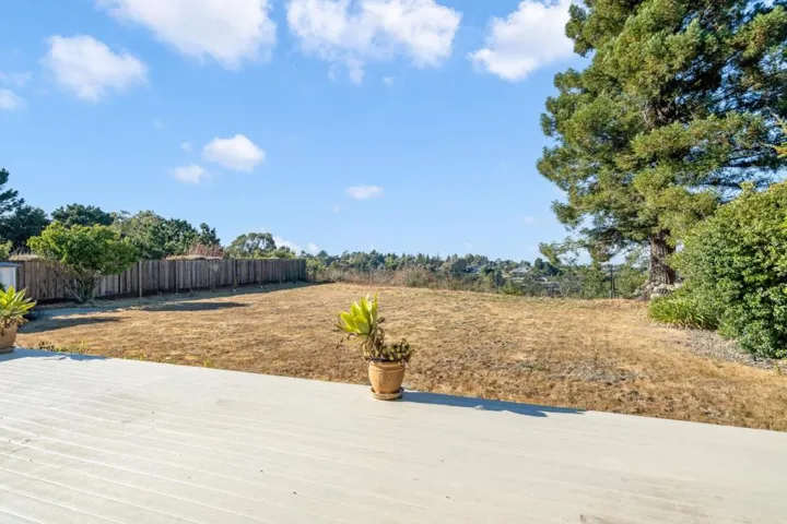 2748 Waltham Cross Street, Belmont, California 94002