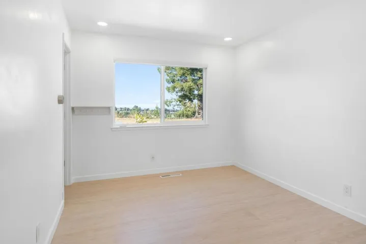 2748 Waltham Cross Street, Belmont, California 94002