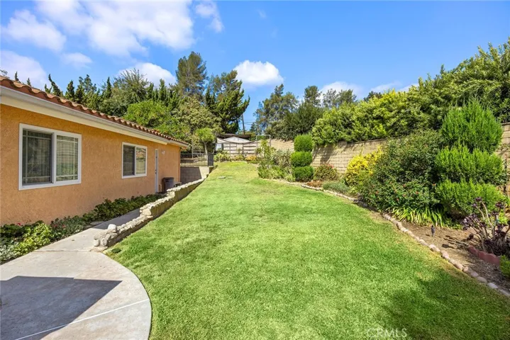 1821 Via Luna Drive, La Habra Heights, California 90631