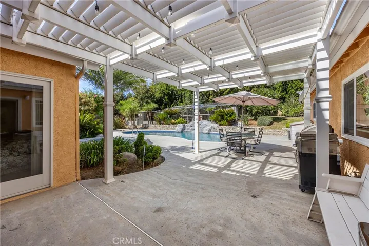 1821 Via Luna Drive, La Habra Heights, California 90631