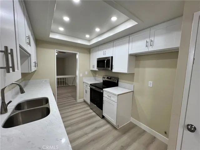 470 S Ranch View Circle 44, Anaheim Hills, California 92807