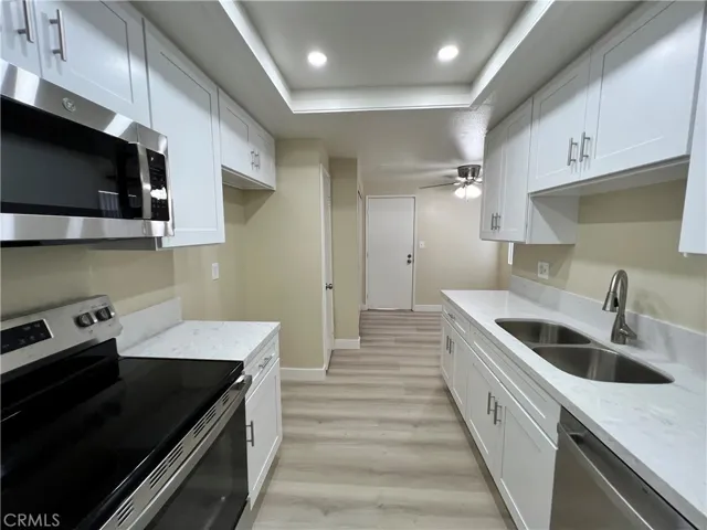 470 S Ranch View Circle 44, Anaheim Hills, California 92807
