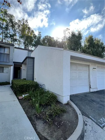 470 S Ranch View Circle 44, Anaheim Hills, California 92807