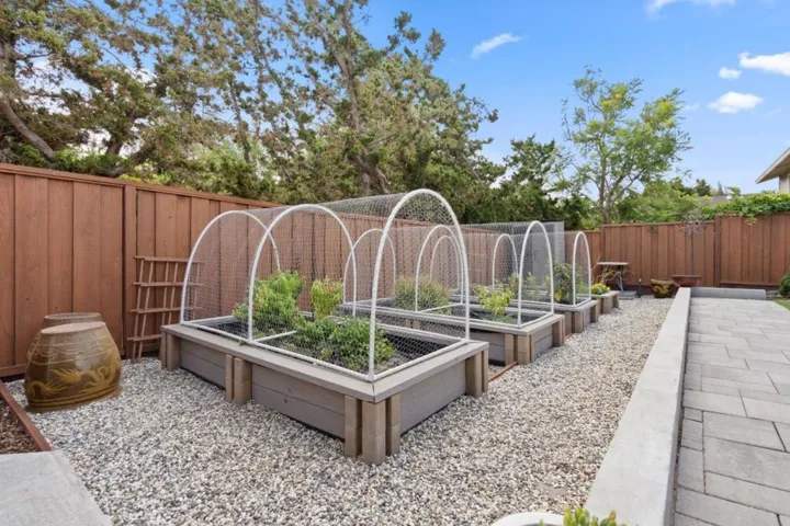 2545 Eaton Avenue, San Carlos, California 94070
