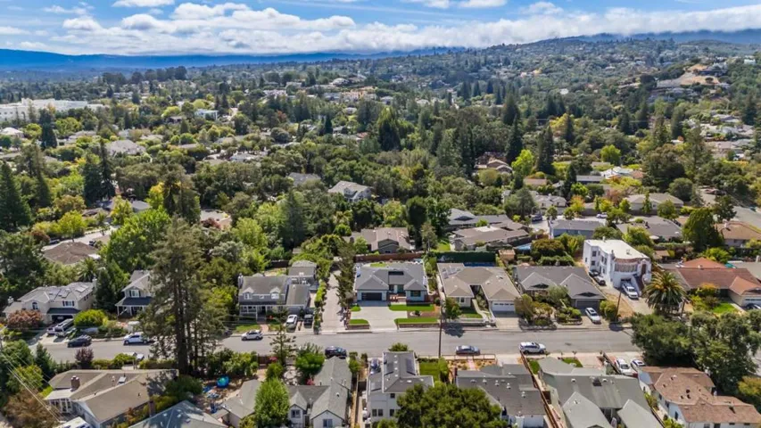 2545 Eaton Avenue, San Carlos, California 94070