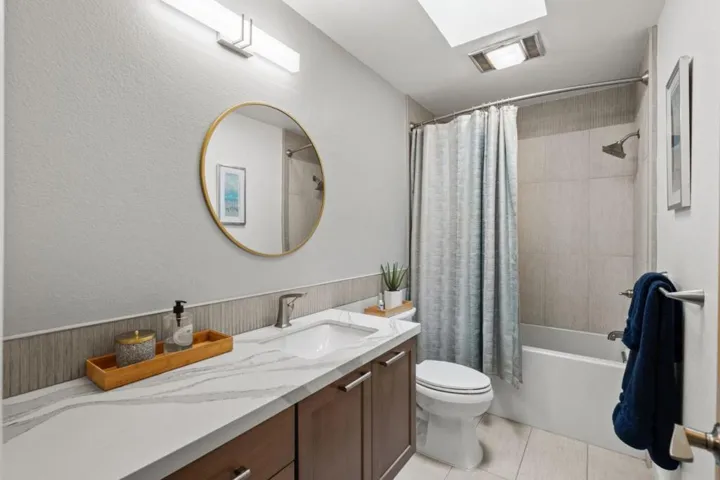 2545 Eaton Avenue, San Carlos, California 94070