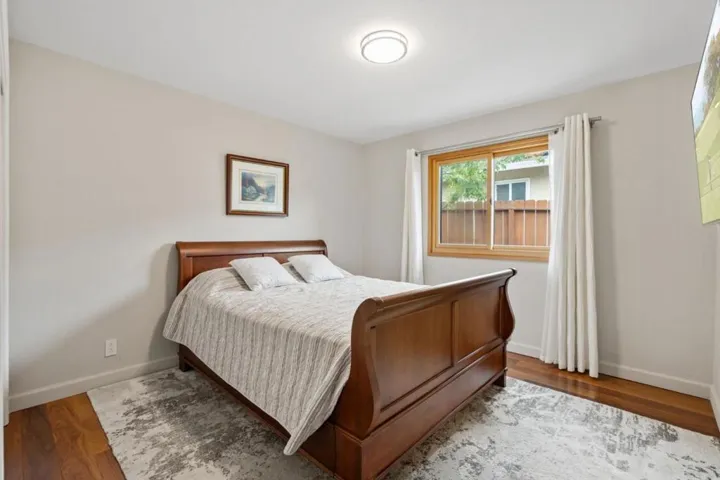 2545 Eaton Avenue, San Carlos, California 94070