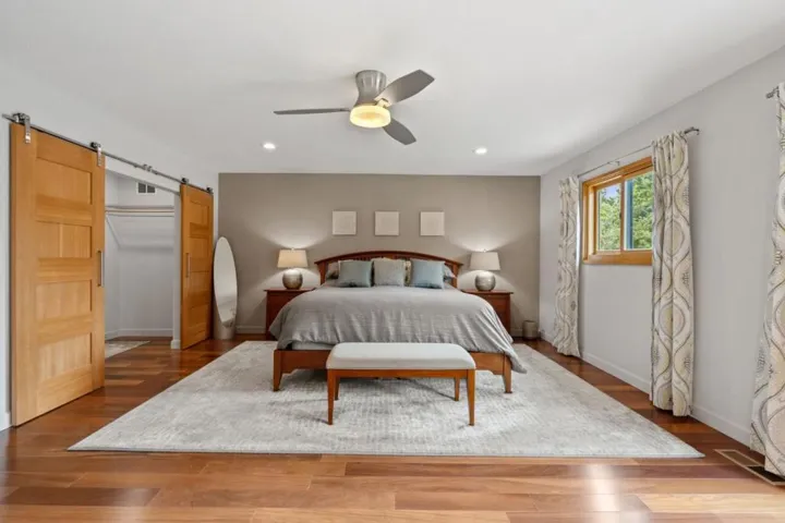 2545 Eaton Avenue, San Carlos, California 94070