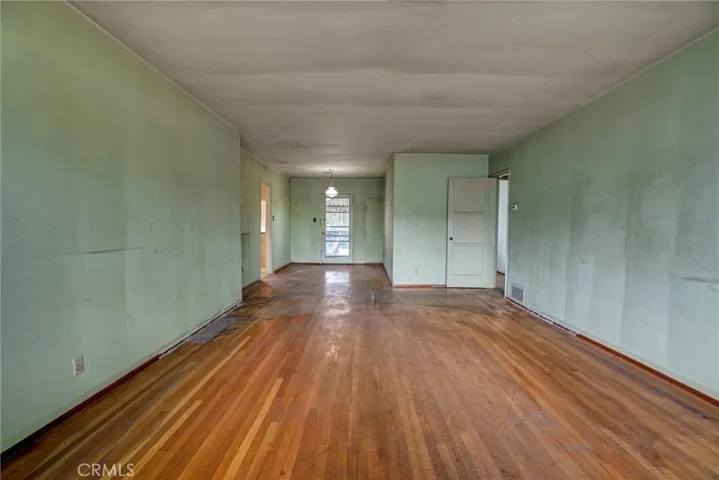 14047 Beaver Street, Sylmar, California 91342