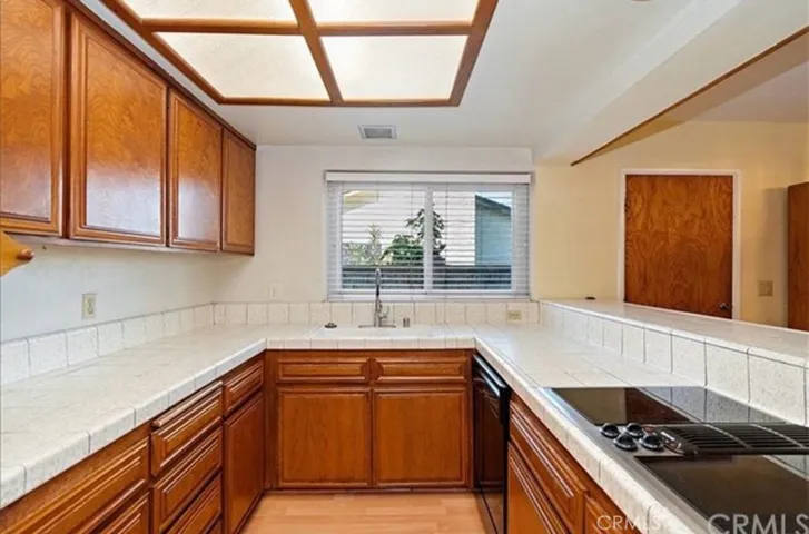 2121 W Niobe Avenue, Anaheim, California 92804