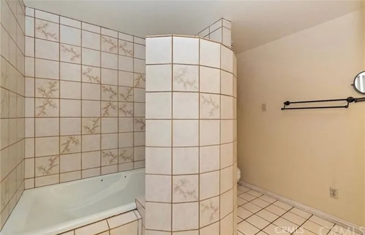 2121 W Niobe Avenue, Anaheim, California 92804