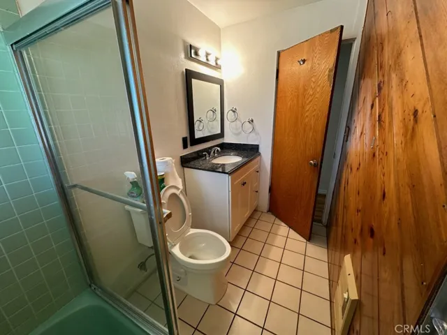 2121 W Niobe Avenue, Anaheim, California 92804