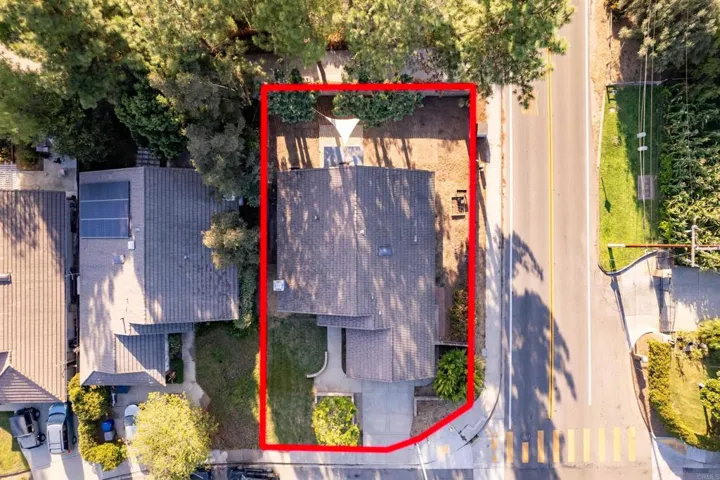 103 S Mercedes Rd., Fallbrook, California 92028